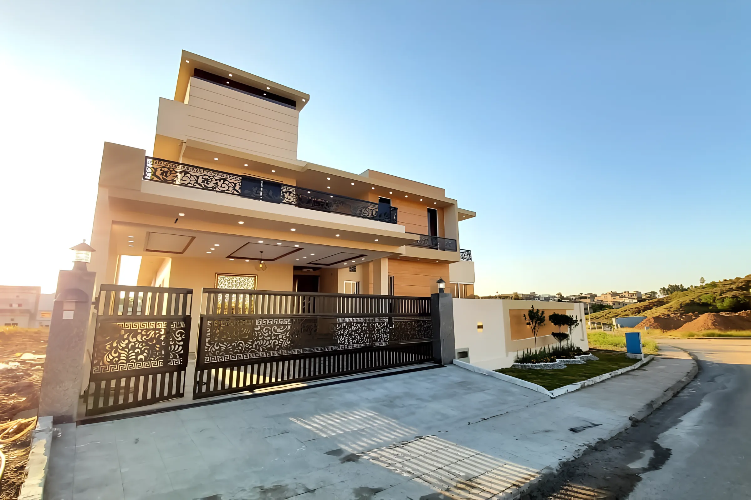 Afaq Associates residence in daylight